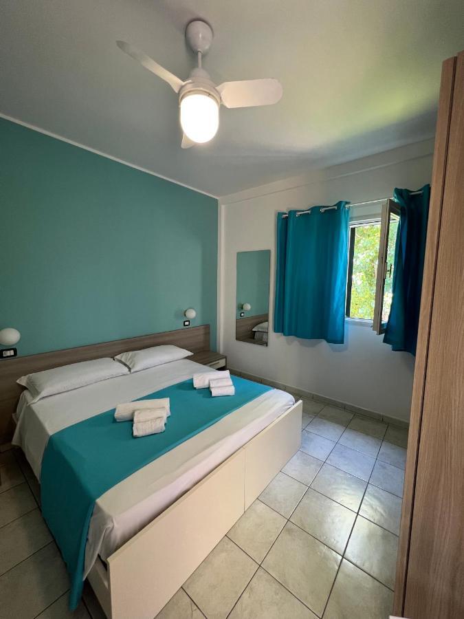 Hotel Dei Bizantini & Villaggio Campo Dei Messapi 贝瓦尼亚圣彼得 外观 照片